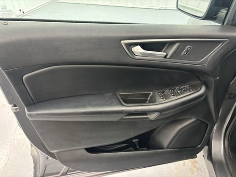 Used 2022 Ford Edge SE w/ Black Appearance Package AWD/4WD image 35