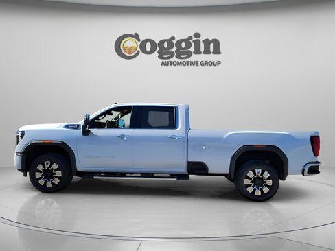 New 2026 GMC Sierra 3500 Denali image 4