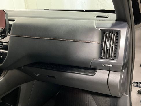 Used 2024 Nissan Pathfinder Rock Creek AWD/4WD image 16