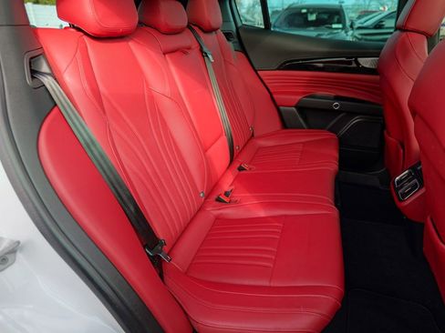 Used 2023 Maserati Grecale Modena image 33