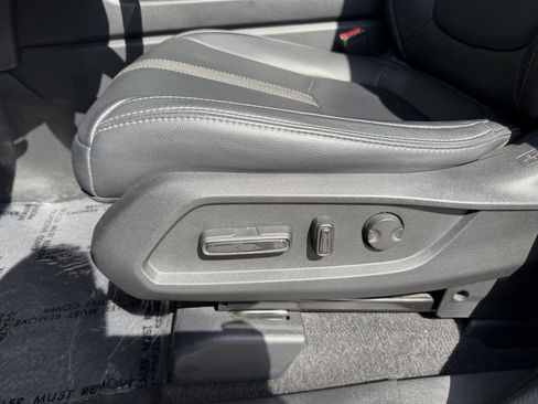 Used 2024 Honda Pilot EX-L image 33