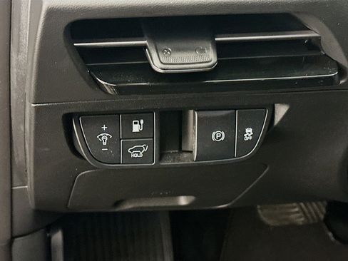 Used 2024 Kia EV6 Wind w/ Wind Technology Package AWD/4WD image 17