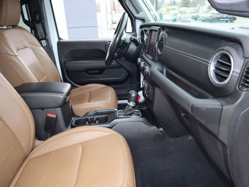 Used 2023 Jeep Wrangler Unlimited Sahara w/ Cold Weather Group image 29