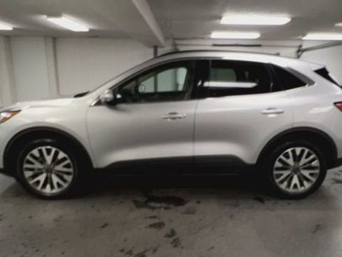 Used 2020 Ford Escape Titanium AWD/4WD image 5