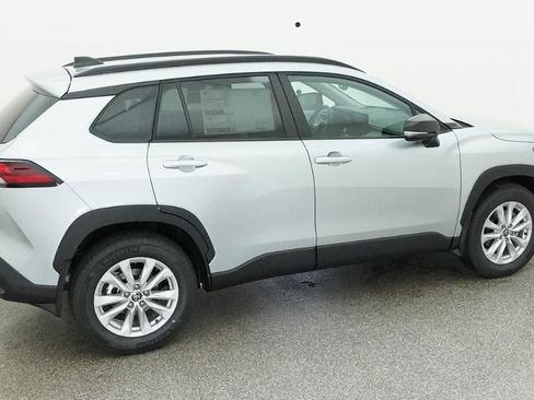 New 2026 Toyota Corolla Cross LE image 10