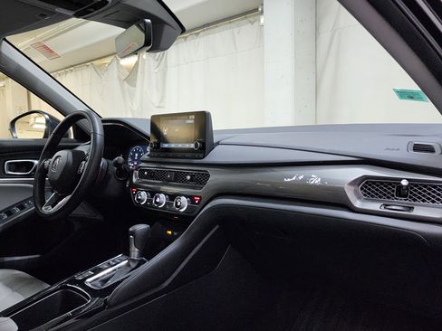 Certified 2024 Acura Integra image 21