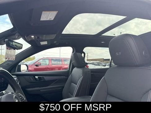 New 2026 Buick Enclave Sport Touring w/ Super Cruise Package AWD/4WD image 32