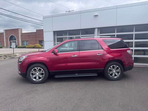 Used 2014 GMC Acadia SLT FWD image 2
