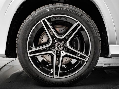 New 2026 Mercedes-Benz GLS 450 4MATIC image 13