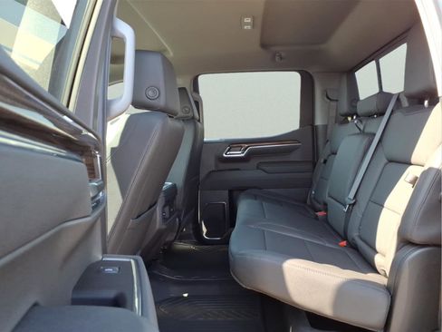 New 2026 Chevrolet Silverado 1500 LT Trail Boss w/ LT Trail Boss Premium Package AWD/4WD image 10