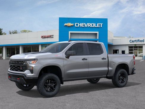 New 2026 Chevrolet Silverado 1500 Custom Trail Boss w/ LPO, Dark Essentials Package AWD/4WD image 2