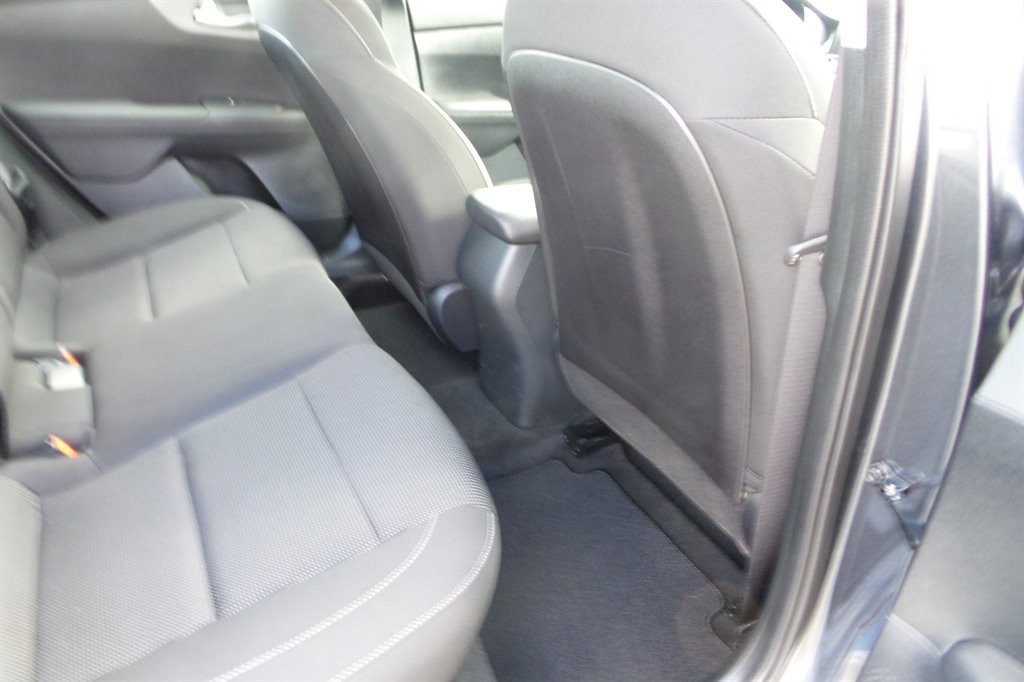 Used 2020 Kia Forte LXS FWD image 26