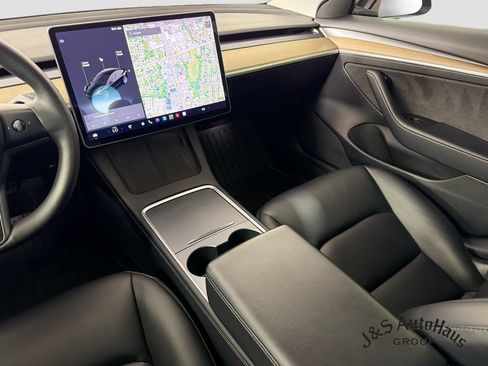 Used 2021 Tesla Model 3 Long Range AWD/4WD image 31