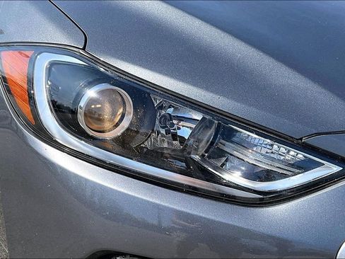 Used 2018 Hyundai Elantra Value Edition w/ Cargo Package image 29