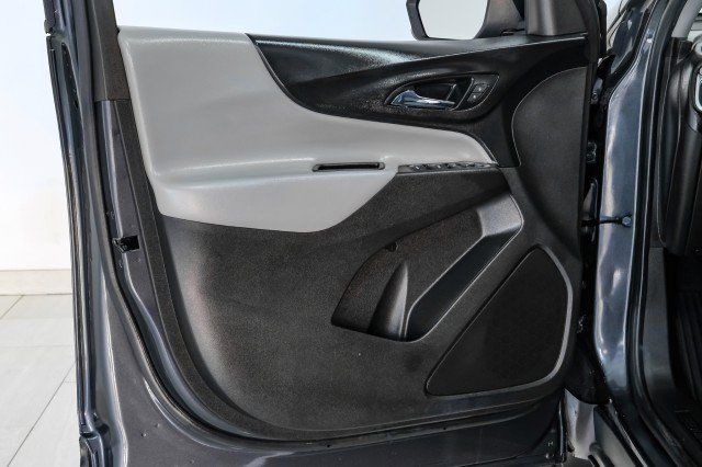 Used 2021 Chevrolet Equinox LS w/ LS Convenience Package FWD image 39