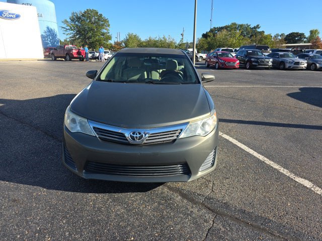 Used 2014 Toyota Camry FWD image 8