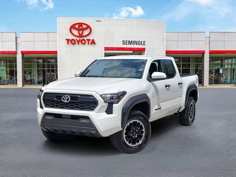 Used 2025 Toyota Tacoma TRD Off-Road AWD/4WD image 1