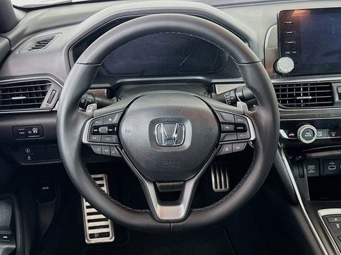 Used 2022 Honda Accord Sport image 18