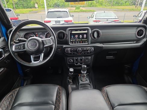 Used 2022 Jeep Wrangler Unlimited Sahara AWD/4WD image 20