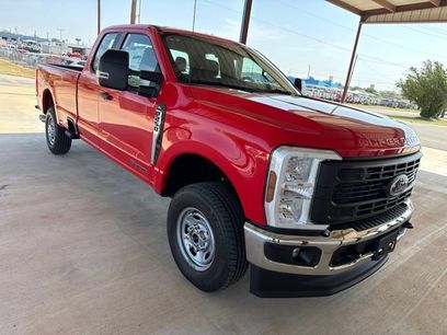 New 2026 Ford F250 XL w/ XL Chrome Package
