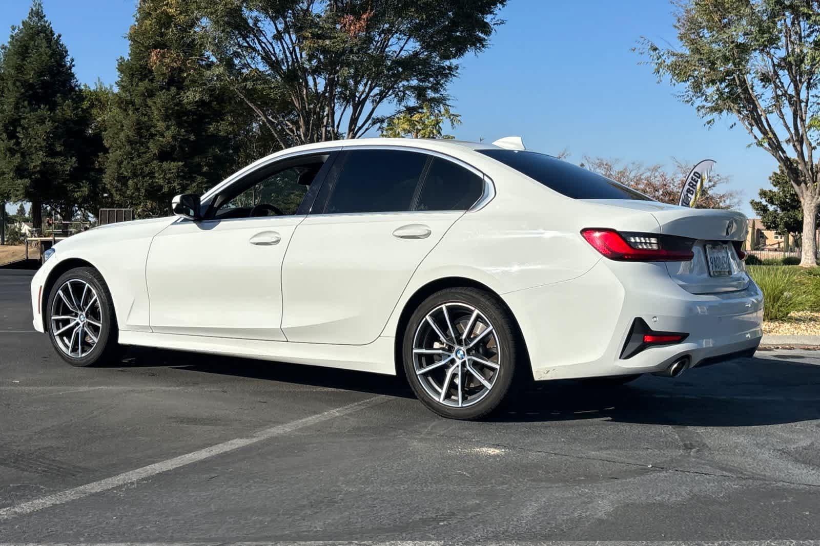Used 2020 BMW 330i Sedan RWD image 7