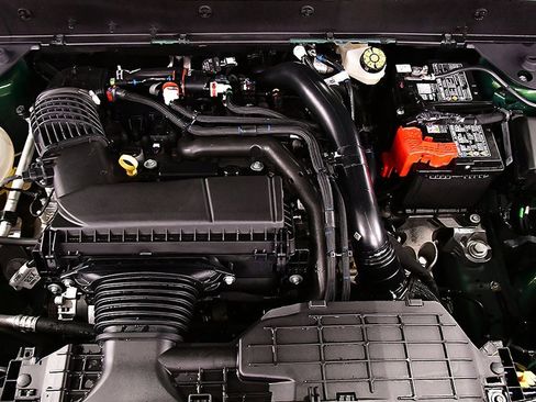 Used 2025 Ford Bronco Sport Badlands image 31