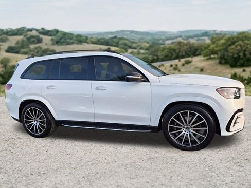 Used 2026 Mercedes-Benz GLS 580 4MATIC image 14