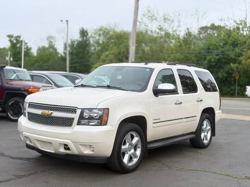 Used 2013 Chevrolet Tahoe LTZ AWD/4WD image 2