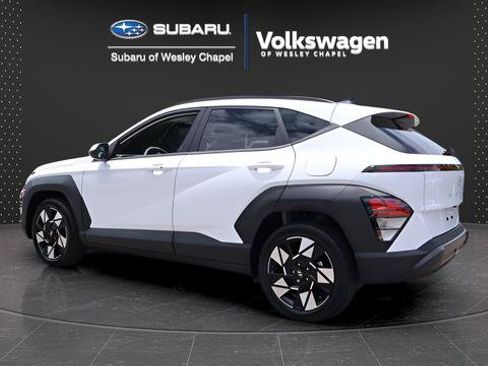 Used 2024 Hyundai Kona SEL FWD image 6