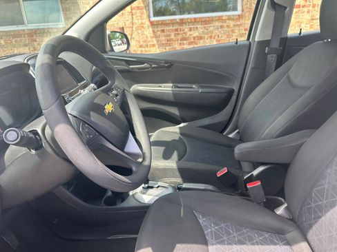 Used 2021 Chevrolet Spark LT FWD image 18