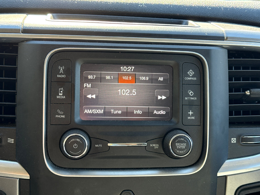 Used 2021 RAM 1500 Classic SLT AWD/4WD image 26