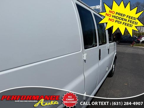 Used 2017 Chevrolet Express 2500 w/ Chrome Appearance Package image 18