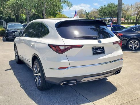 Certified 2025 Acura MDX FWD w/ Technology Package image 5