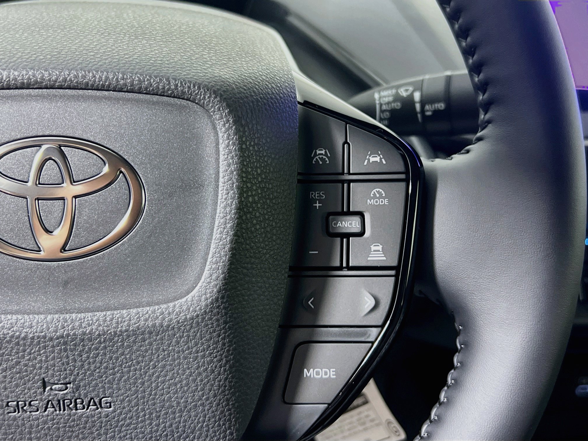 New 2027 Toyota Prius XLE FWD image 19