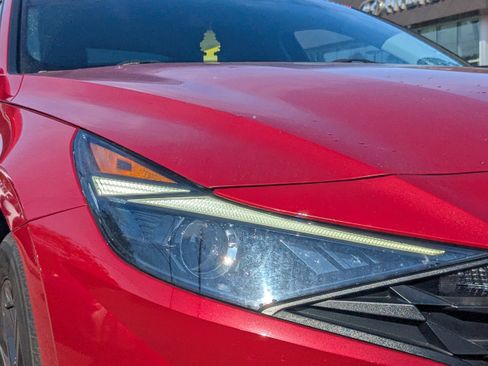 Certified 2023 Hyundai Elantra SEL image 9