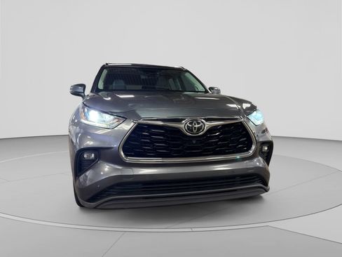 Used 2020 Toyota Highlander Limited AWD/4WD image 40