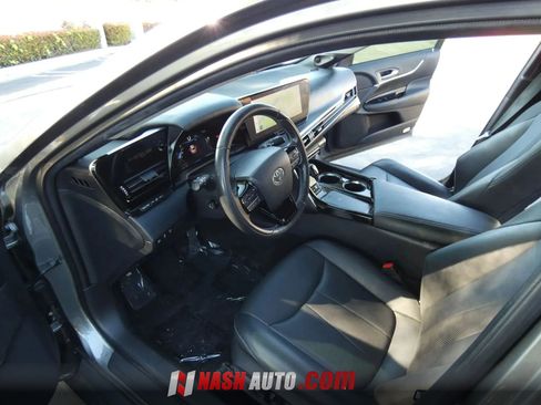 Used 2023 Toyota Mirai w/ Advanced Technology Package RWD image 42