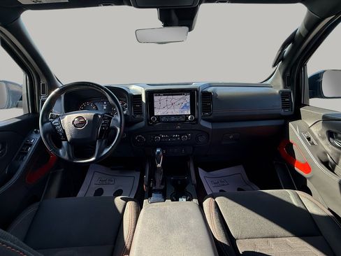 Used 2022 Nissan Frontier PRO-4X image 28