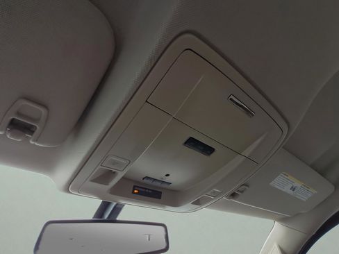 Used 2017 GMC Sierra 1500 SLT w/ SLT Premium Package image 13