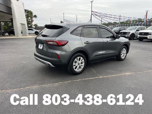 Used 2025 Ford Escape Active w/ Tech Pack #1 FWD image 3