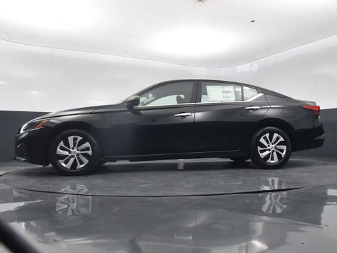 Certified 2025 Nissan Altima 2.5 S image 25