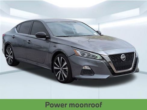 Used 2022 Nissan Altima 2.0 SR FWD image 4