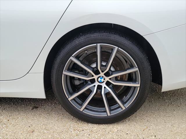 Used 2020 BMW 330i Sedan w/ Convenience Package RWD image 7