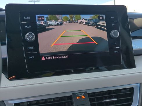 New 2025 Volkswagen Taos SEL image 14