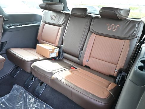 New 2025 Ford Expedition King Ranch image 38