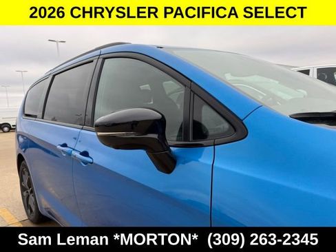 New 2026 Chrysler Pacifica Select w/ S Appearance Package image 5