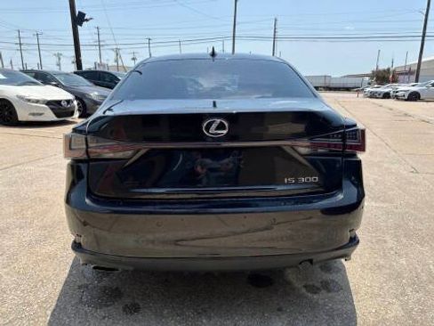 Used 2018 Lexus IS 300 F Sport w/ F Sport Package RWD image 6