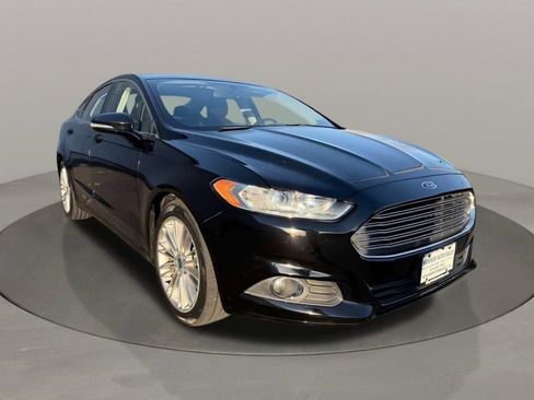 Used 2016 Ford Fusion SE w/ Equipment Group 202A image 32