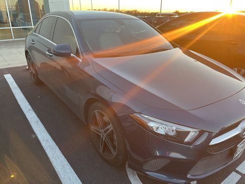 Used 2021 Mercedes-Benz A 220 image 3