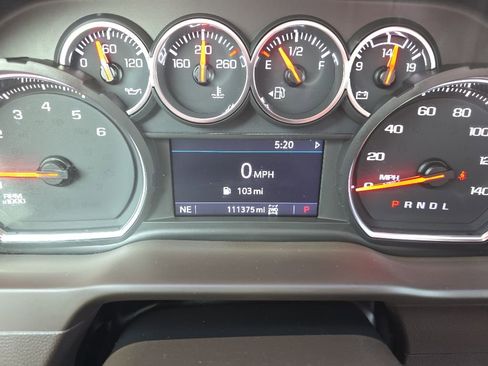 Used 2022 Chevrolet Silverado 2500 LT AWD/4WD image 28